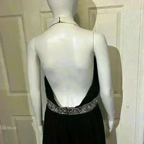 NWT Tony Bowls Dress B&W Iridescent Beaded Sequin Formal Pageant Prom Event 12 - Picture 12 of 16